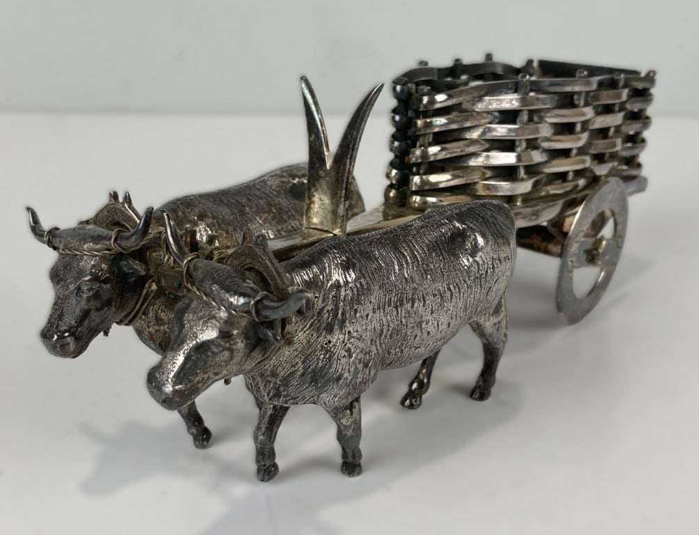 Wallace Silverplate Madrilena Cattle Cart: Finely crafted silver-plated decorative figurine from Wallace Silversmiths, made in Spain, depicts a traditional cattle cart featuring a basket-weave construction pulled by a pair of oxen. The
