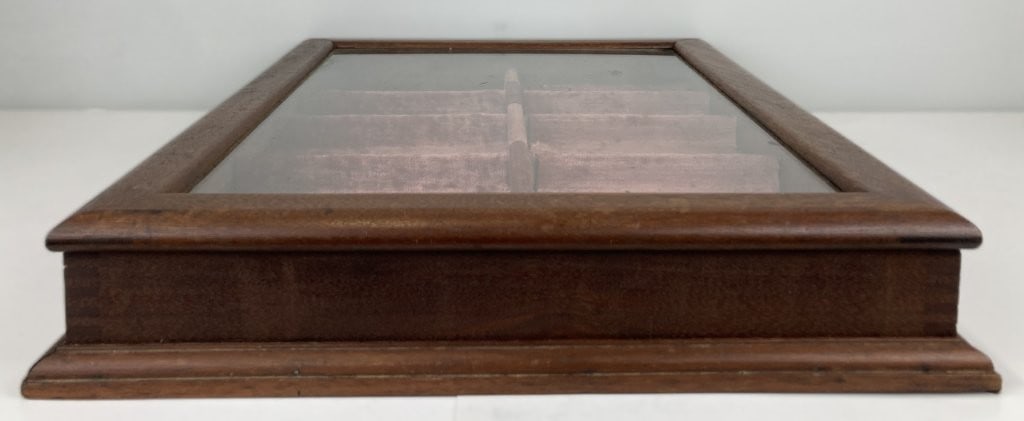 Mahogany Velvet-Lined Display Case - 9