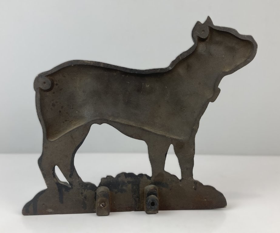 Bradley and Hubbard Cast Iron Boston Terrier Doorstop - 4