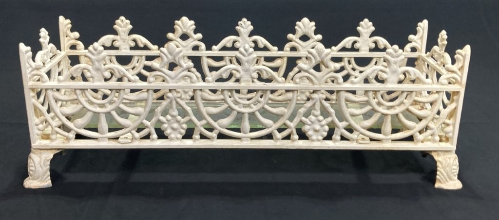 Pair of White-Painted Cast Aluminum Garden Planters - 7
