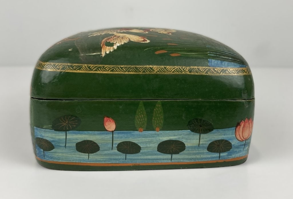 Indian Hand-Painted Lacquer Duck Motif Box - 7