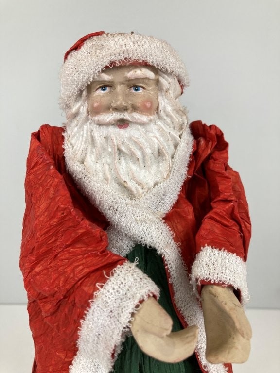 Mid-Century Christmas Santa Claus Figurines - 3