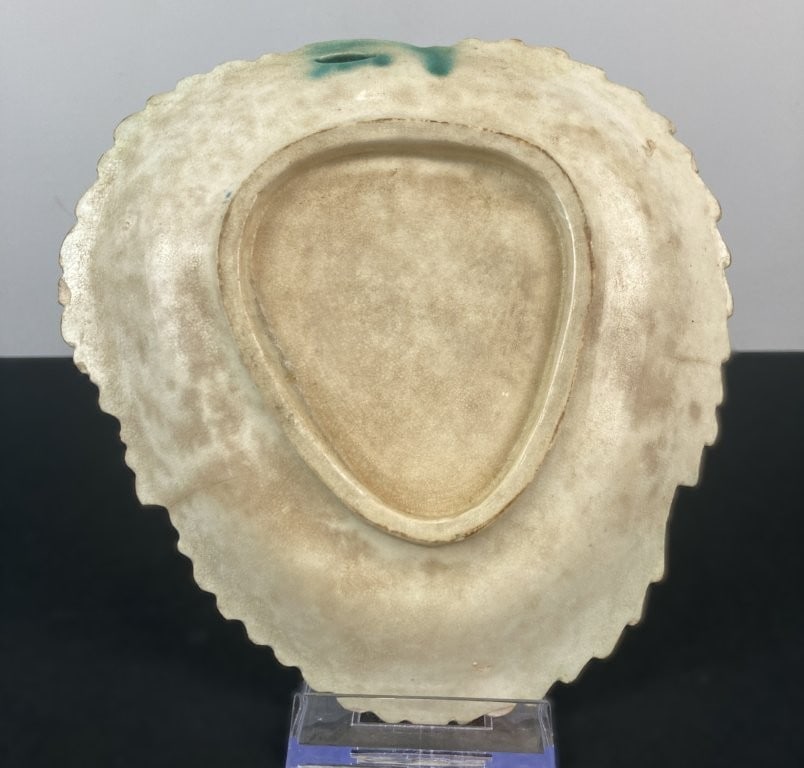 19th-Century Majolica Leaf Dish - 4