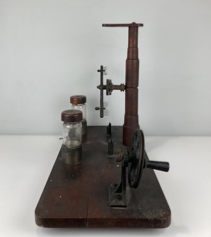 Late 19th-Century Electrostatic Influence Machine - 4