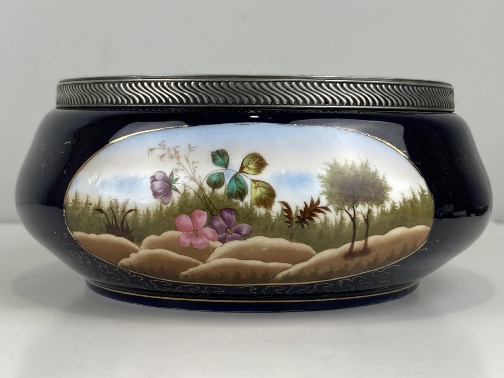 French Samson Porcelain & Silver-Toned Mounted Bowl - 3
