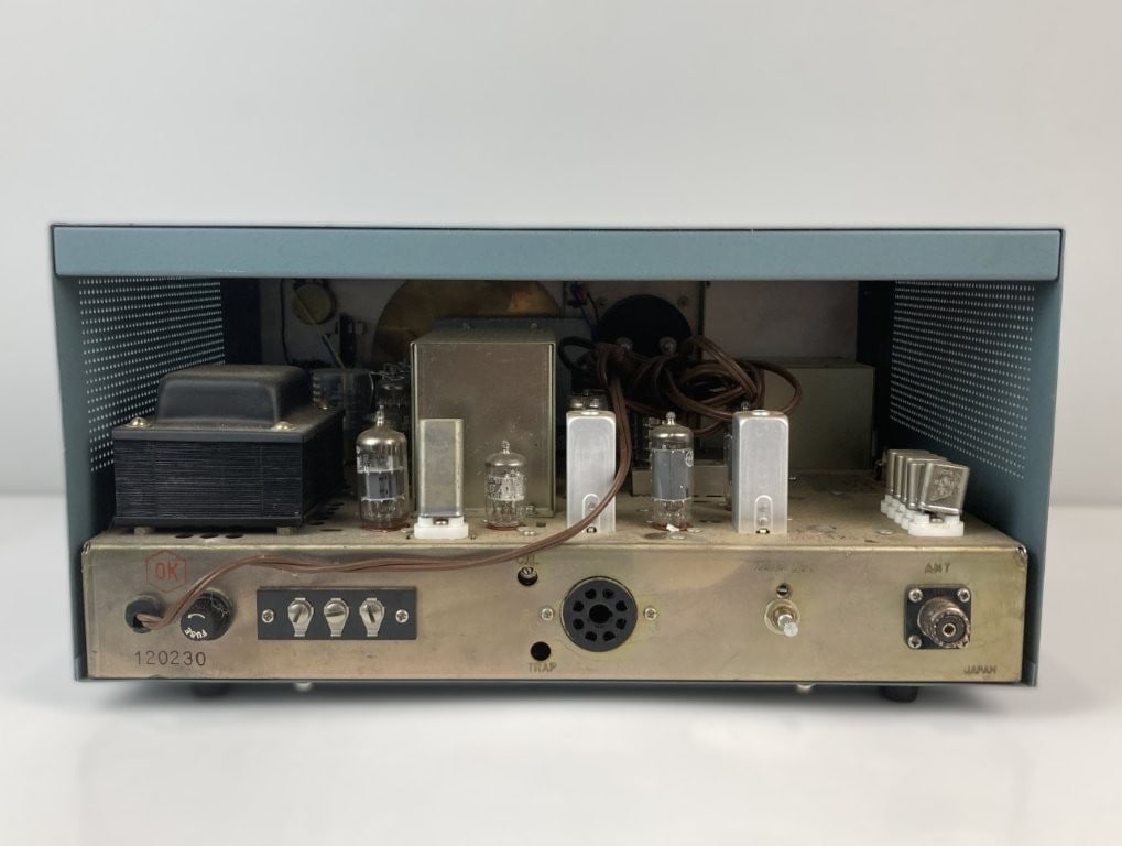 Mid-Century Modern Lafayette HA-350 Communications Receiver - 5