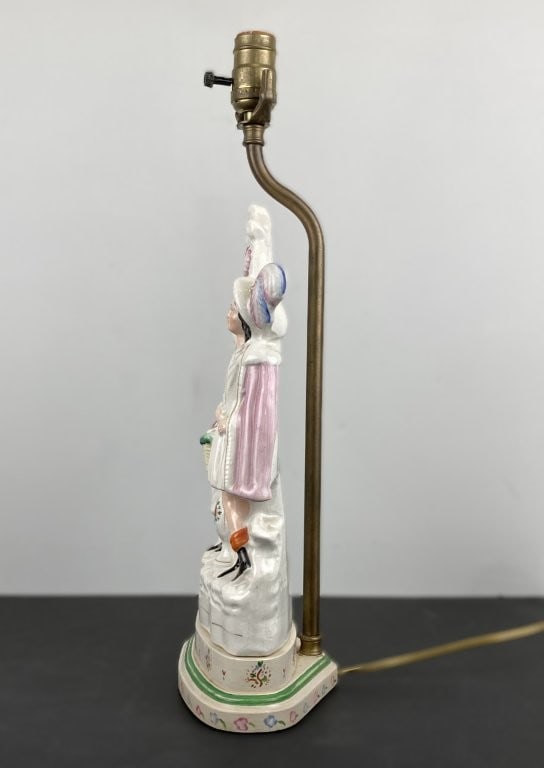 Staffordshire Porcelain Figural Table Lamp - 9