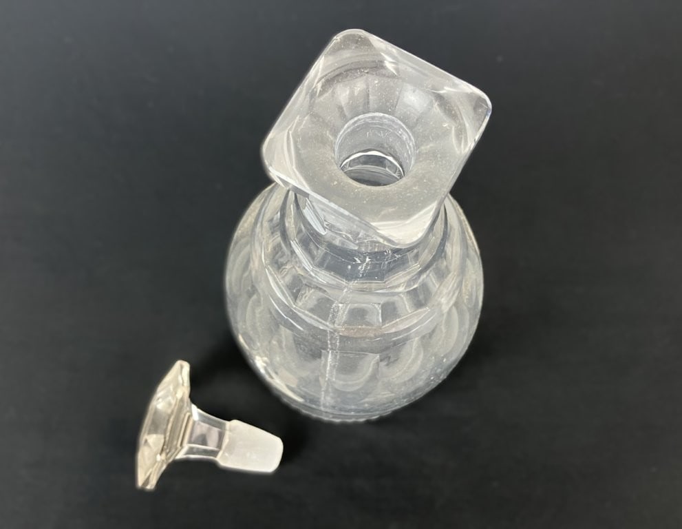 Georgian Three-Ring Crystal Decanter - 4