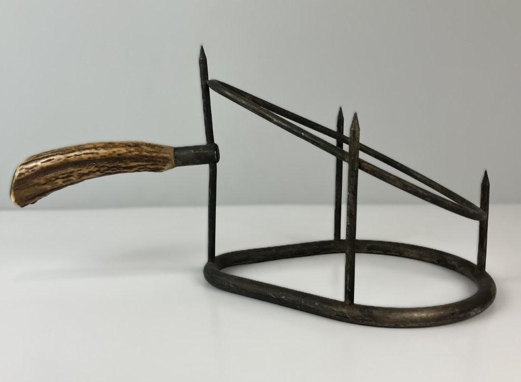 Meat Roaster with Antler Handle - 3