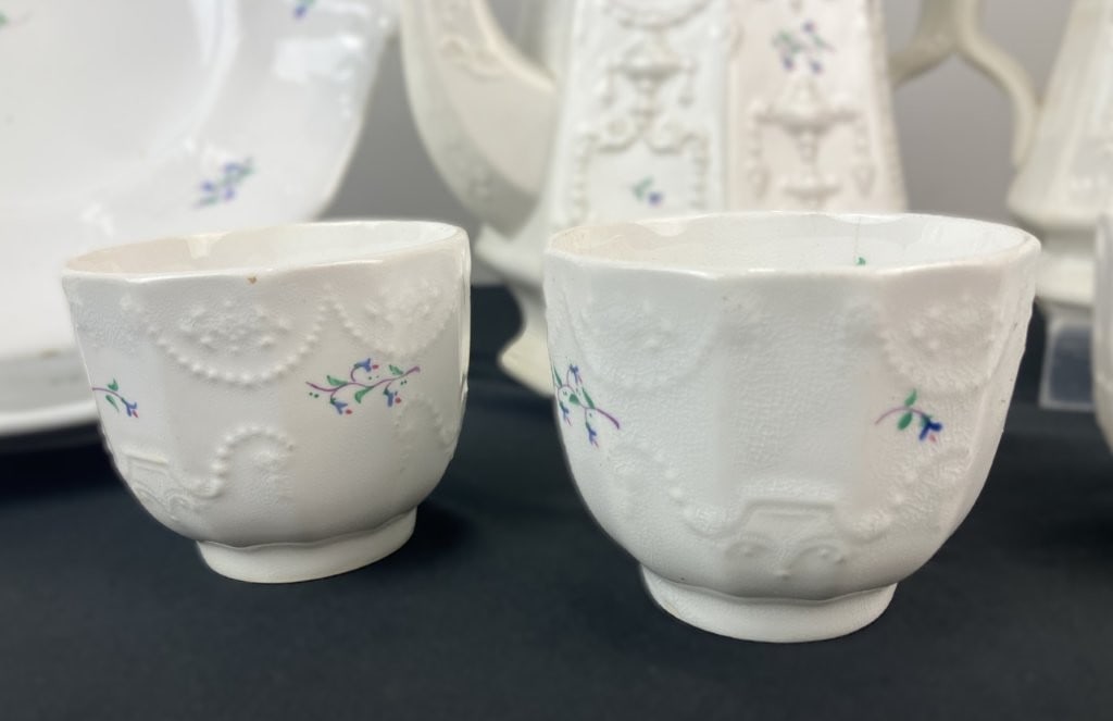 English Decorated Tea Service - 7