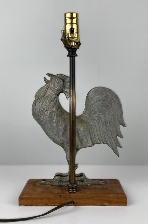 Mid-Century Cast Metal Rooster Table Lamp - 4