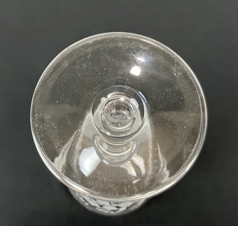 Set of Six Tudor Etched Crystal Wine Glasses - 7