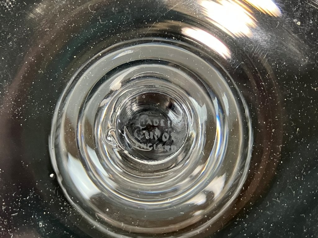 Set of Six Tudor Etched Crystal Wine Glasses - 8