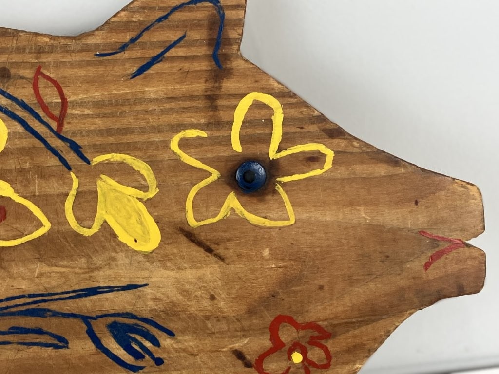 Folk Art Polychromed Pig Cutting Board - 3