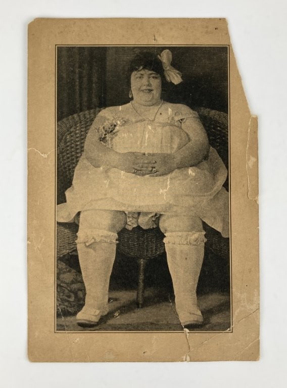 Early 20th Century Photographs of Lillian Hart and Children - 2