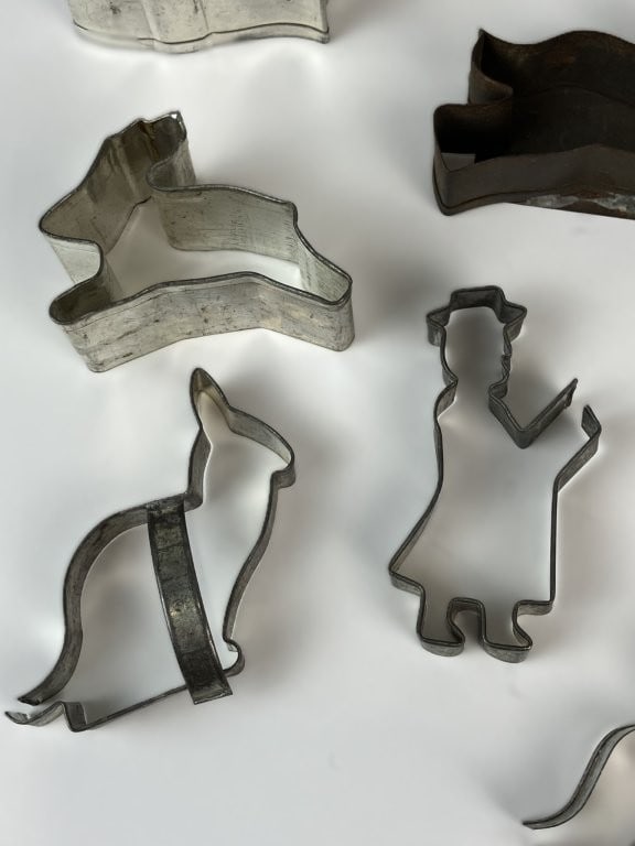 Early-to-Mid-20th-Century Cookie Cutters - 4