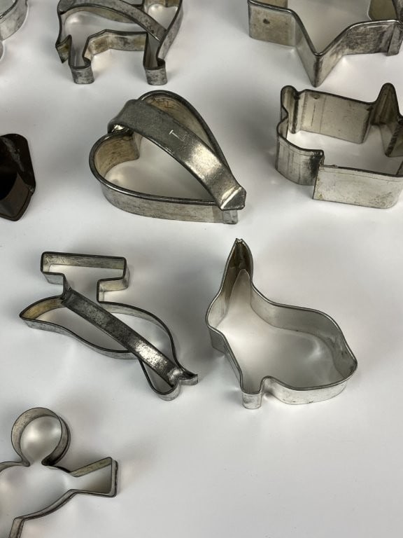Early-to-Mid-20th-Century Cookie Cutters - 5
