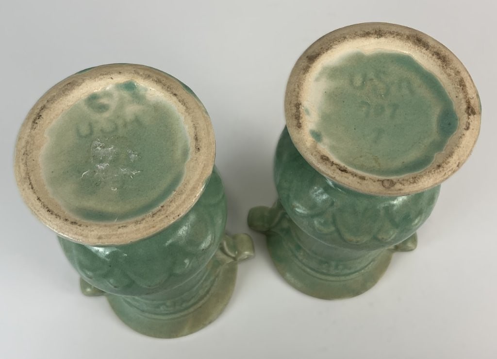 Pair of Brush McCoy Empress Line Urn Vases - 6