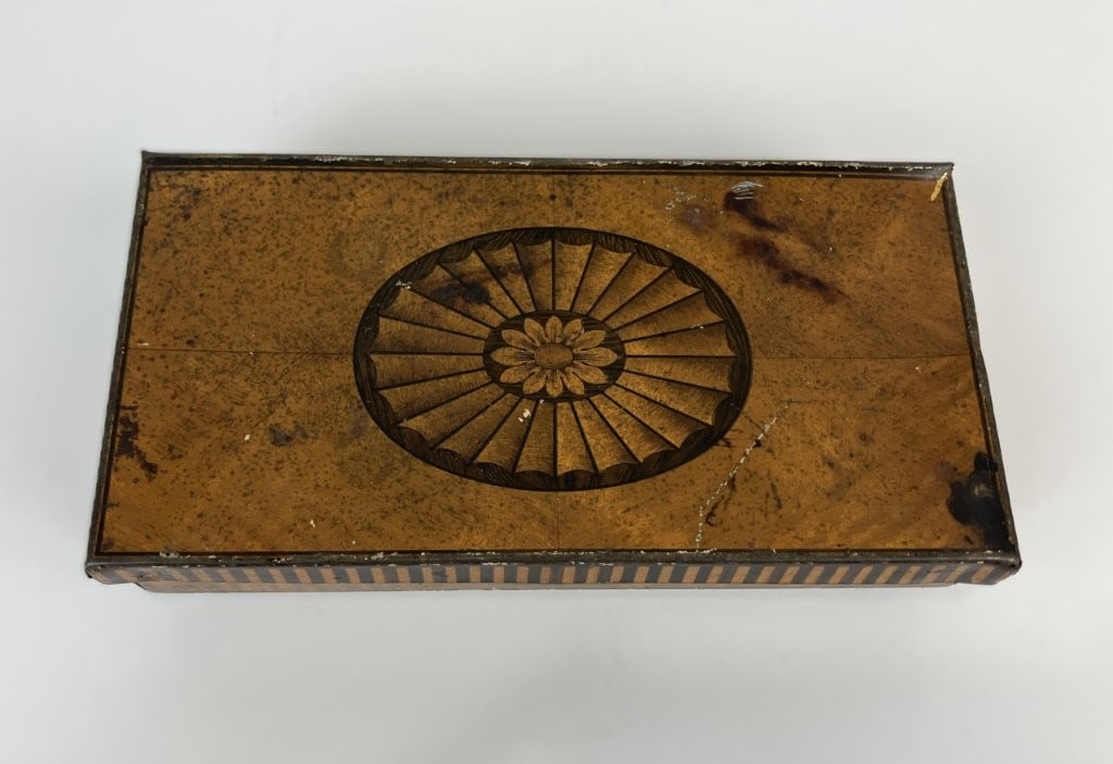 1920s Cadbury Chocolate Commemorative Tin Box - 3
