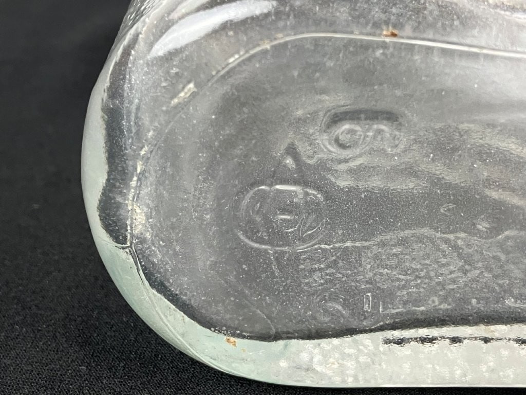 Two Early 20th-Century Glass Water Bottles - 7