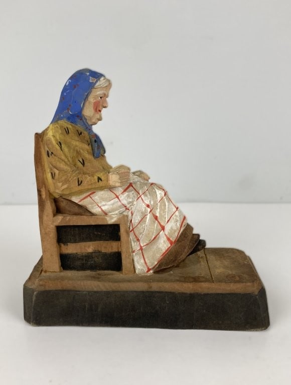 Folk Art Polychromed Grandma Wood Carving - 5