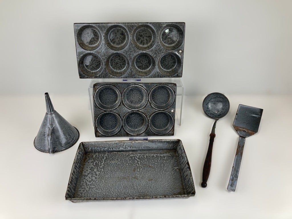 Graniteware Enamel Lot (1 of 6)