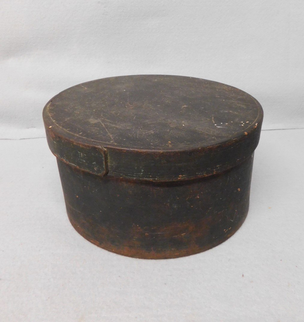 Early Pantry Box: 19thC. Rd. Pantry Box in Old Green Paint, 9 in.D.
