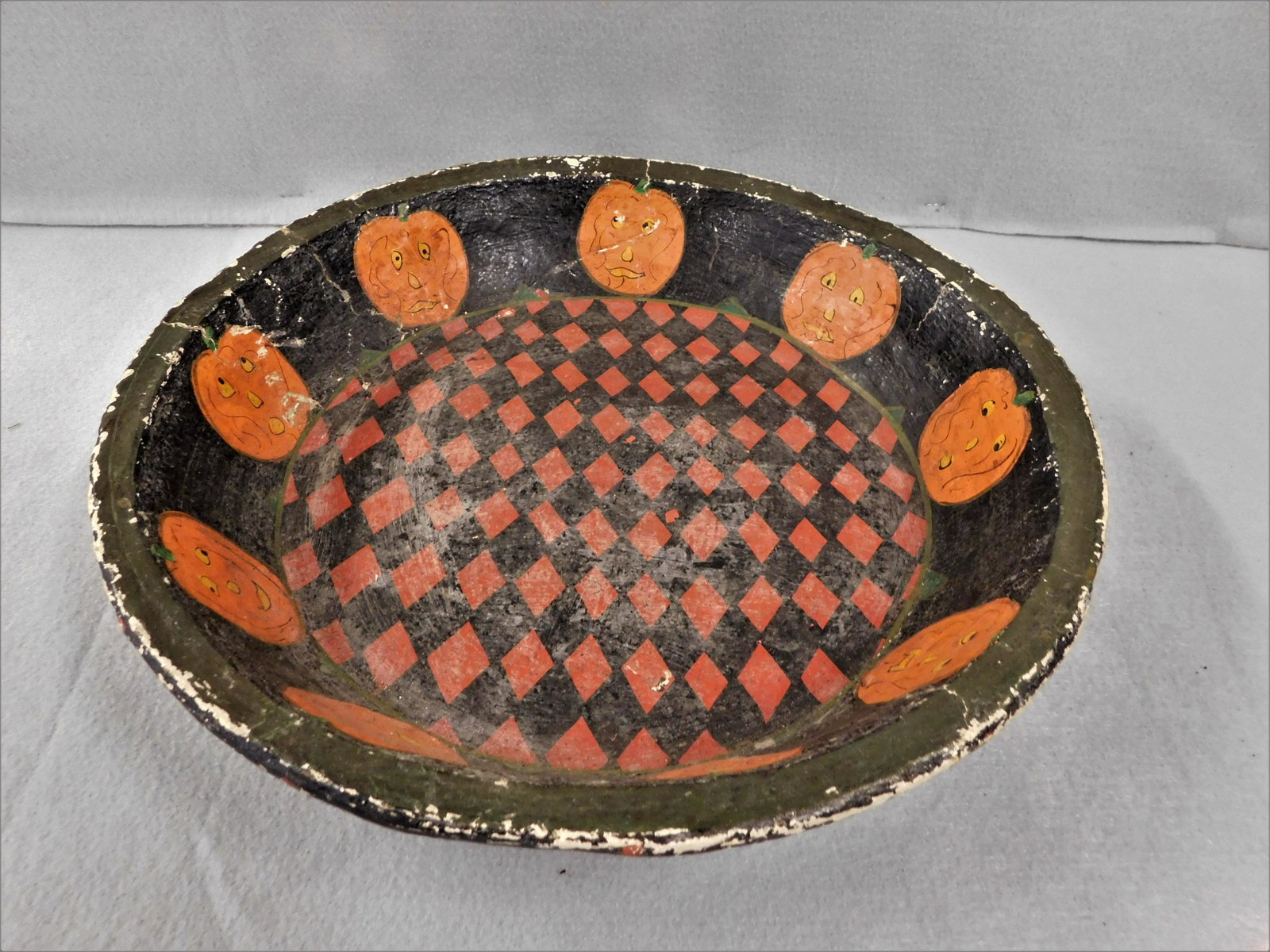 Vintage Halloween Bowl: Unique Papier Mache 14 3/4 in.D. Halloween Bowl in Good Condition