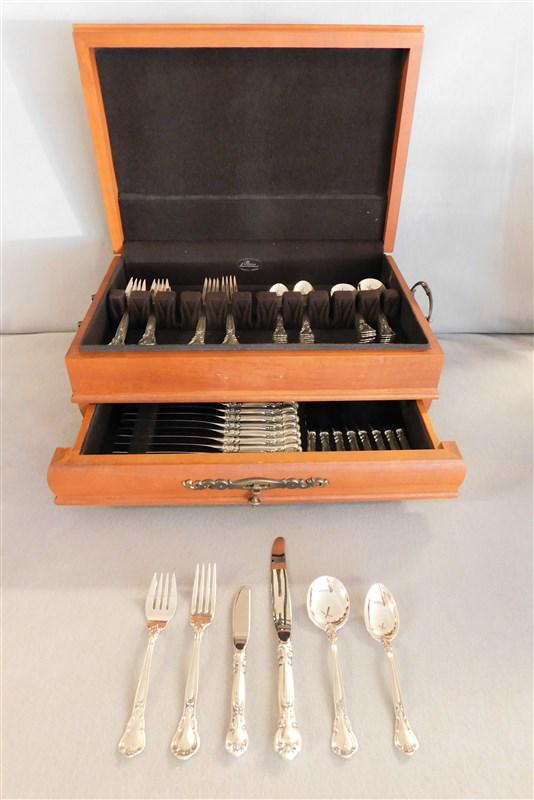 Sterling Gorham "Chantilly" Flatware Set: Sterling Gorham "Chantilly" Pattern Flatware Service for 12, 6 pc. Place Setting in VG Cond.
