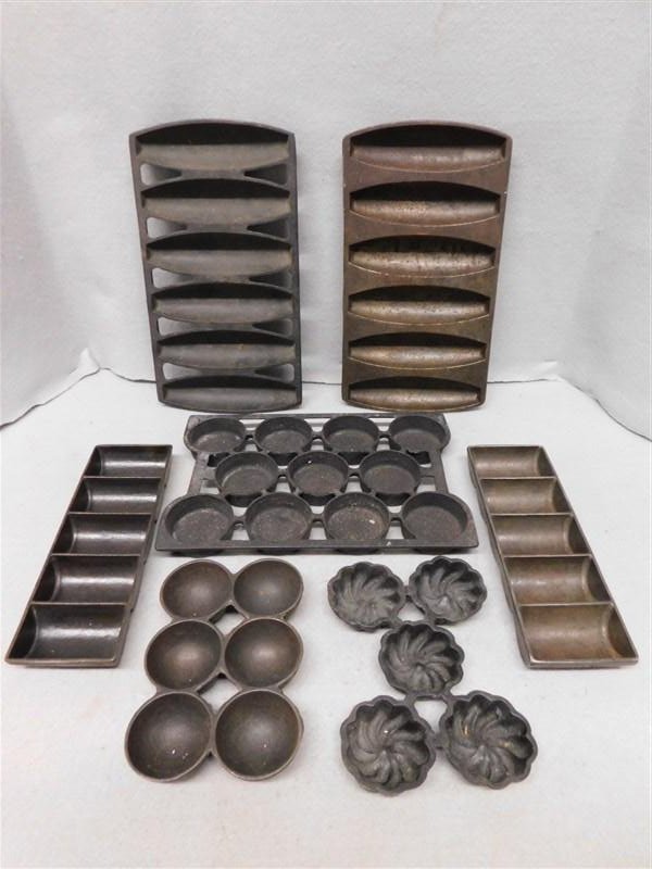 Lot of Seven (7) "Wagner" Cast Iron Bakeware: Lot of Seven (7) "Wagner"(3 Marked, 4 Attrib. to)Cast Iron Bakeware