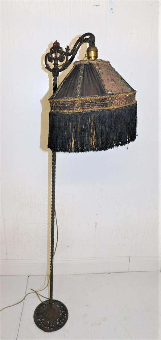 Twist Iron Base Standing Lamp (1 of 1)