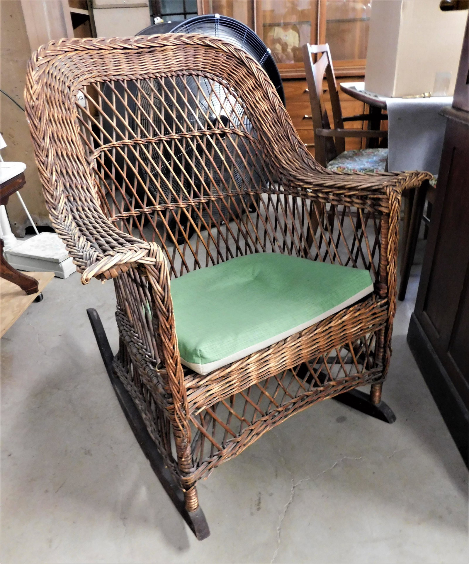 Wicker Porch Chair: Wicker Porch Chair in Gd. Cond.