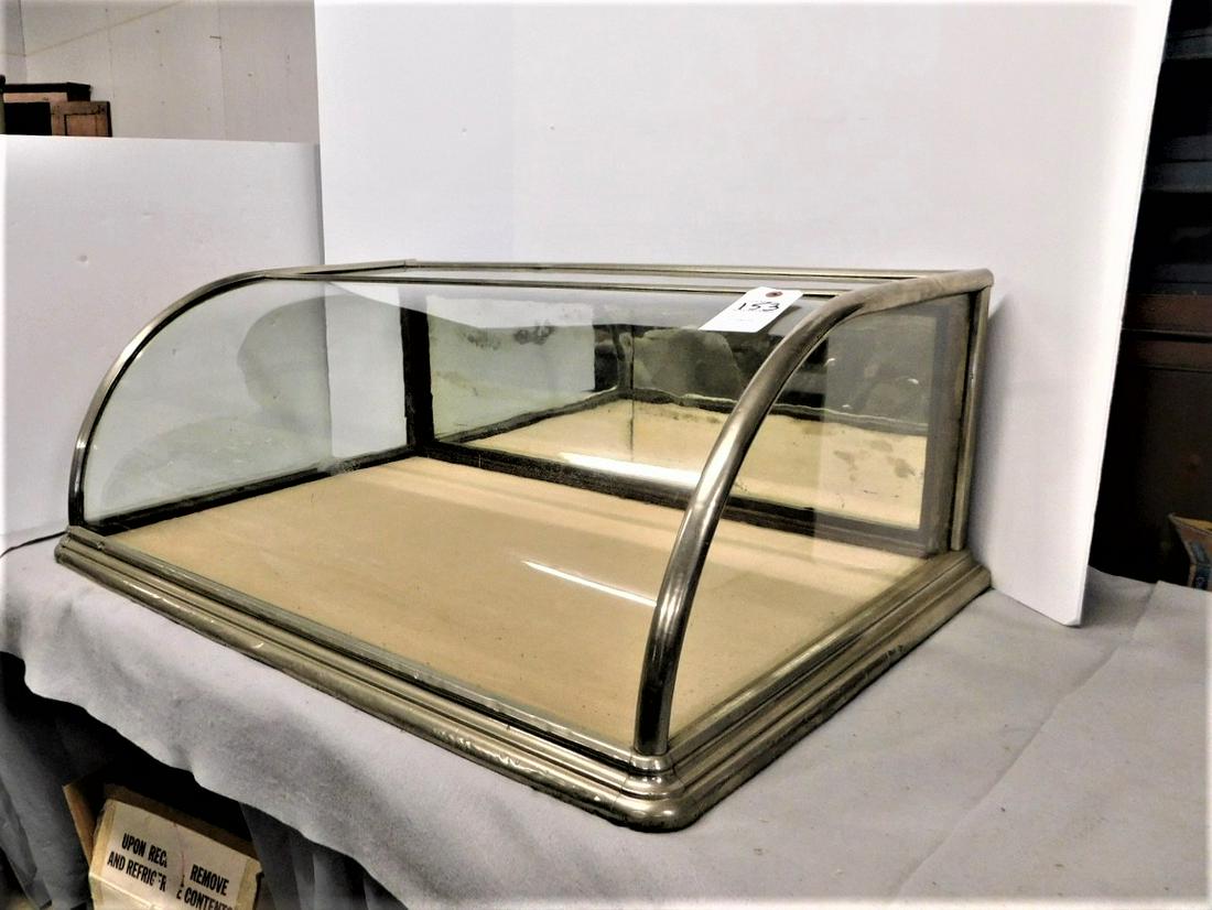 Counter Top Curved Glass Showcase (1 of 2)