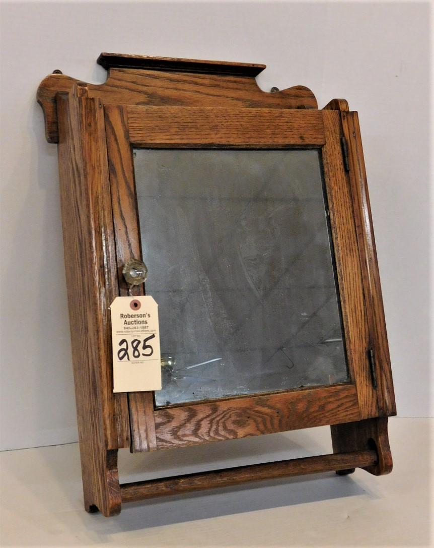 Oak Wall Medicine Cabinet: Oak Wall Medicine Cabinet with Mirror and Towel Bar in GD Cond. - 26 1/2"x 18 3/4"