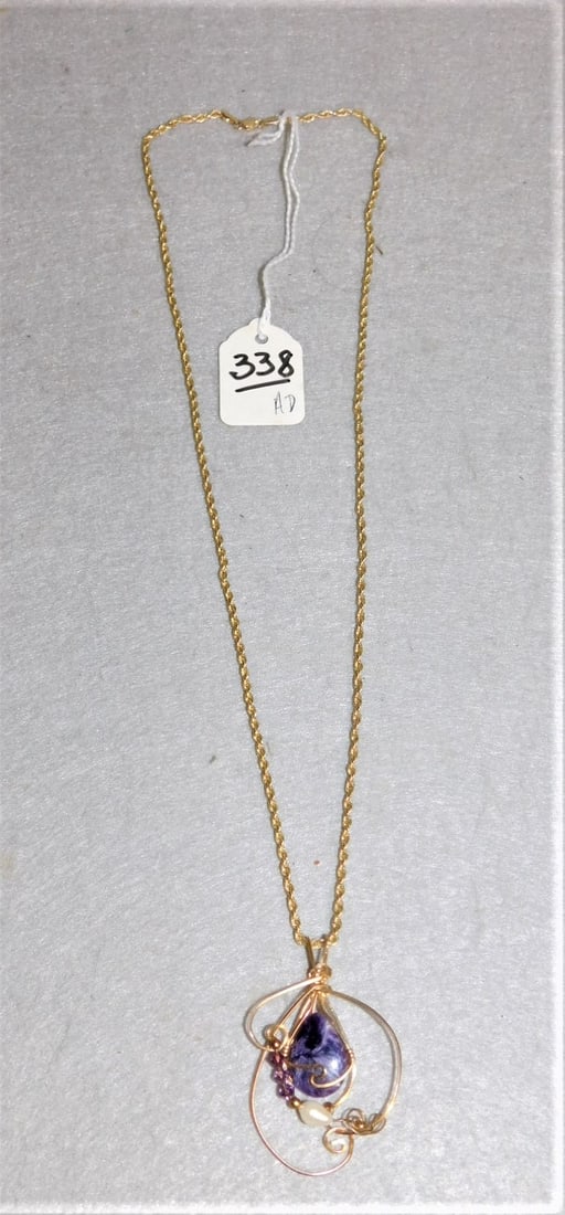 14K y.g. Twist Chain w/Amethyst Stone: 14K y.g. Rope Twist Chain w/Gold, Pearl and Amethyst Stone Pendant in VG Cond.