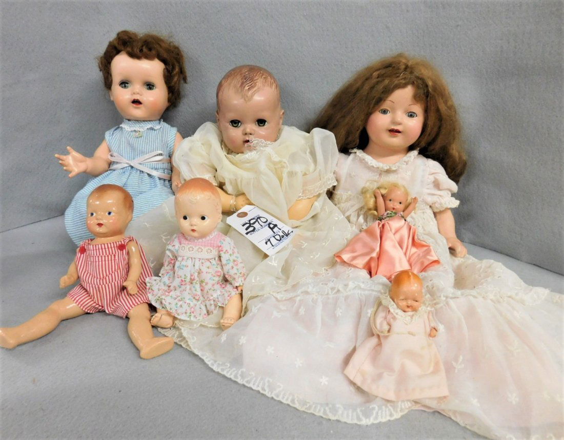 7 Vintage Dolls As Found (1 of 1)