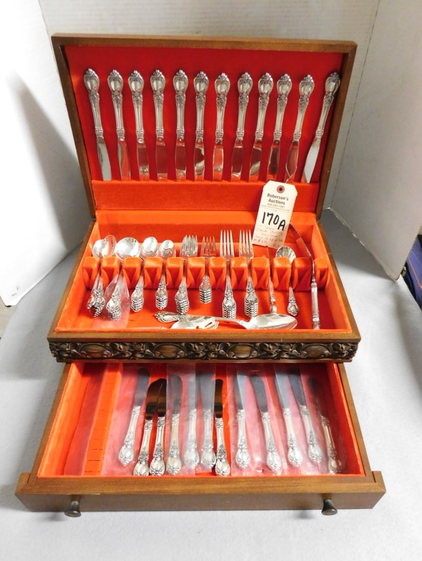 Oneida Sterling Flatware Set Serv. for 12 (1 of 4)