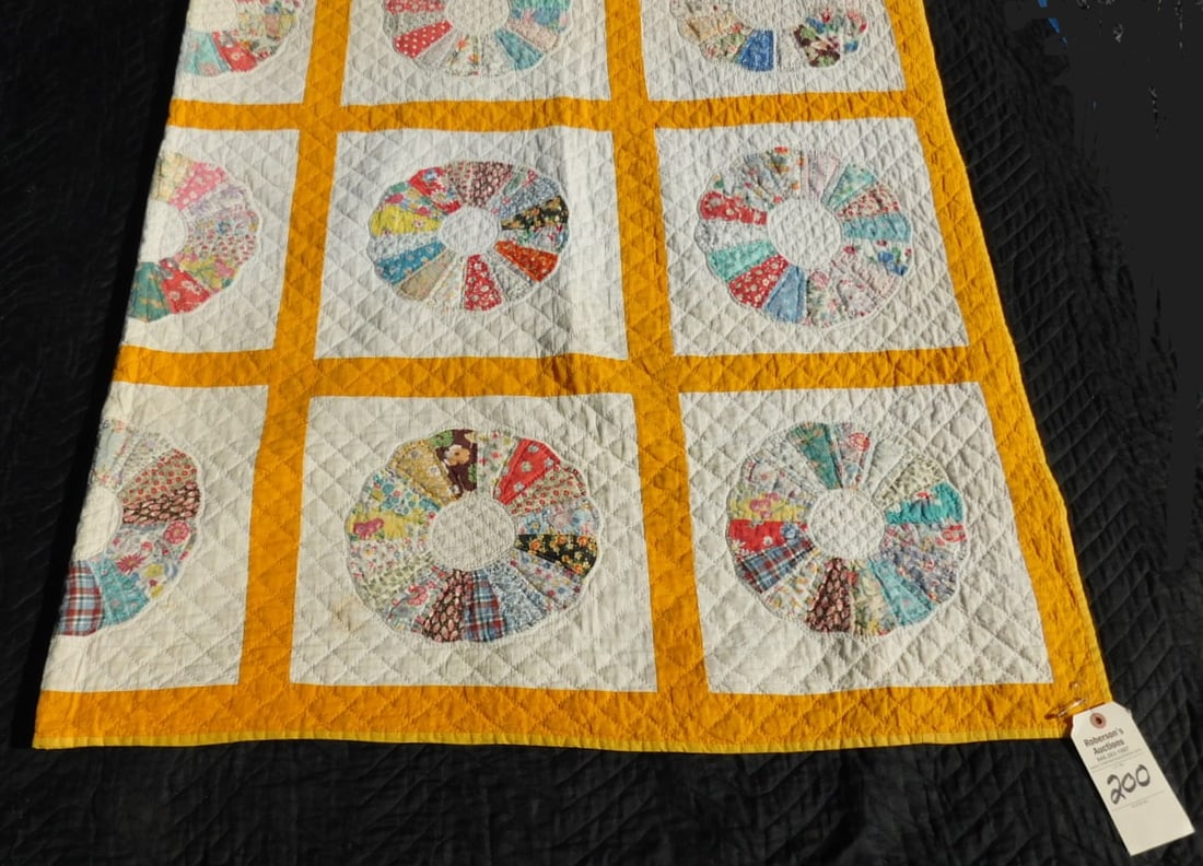 Early Handstitched  Dresdan Plate Quilt (1 of 1)
