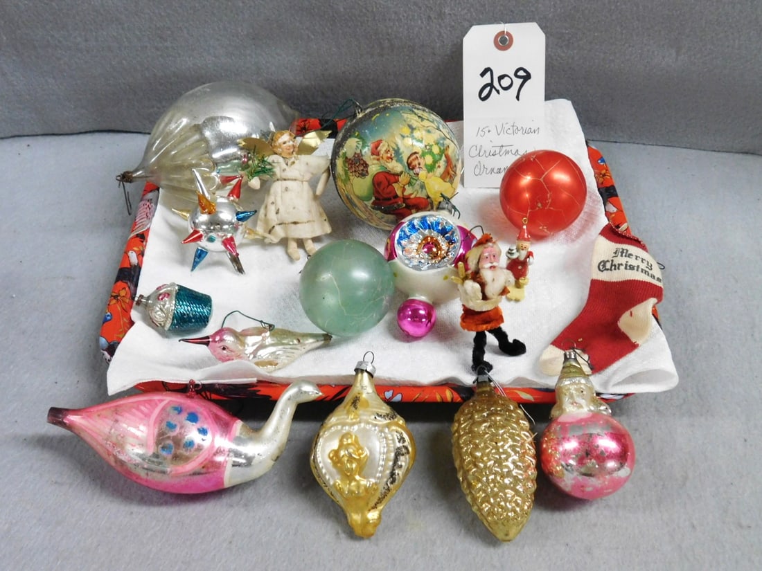 Lot of 15 Early Christmas Ornaments (1 of 3)