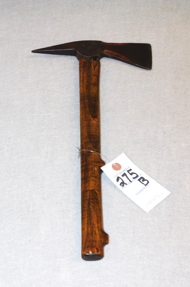 Early Native American Tomahawk (1 of 1)
