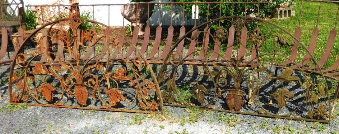 Pr of Iron Arch Architectual Pcs.: Pr of Iron Arch Architectual Pcs. - Ctr. Urn w/Flowers & Leaves Motif in "As Found" Cond. - Both 51 1/2"H. x 26"W.