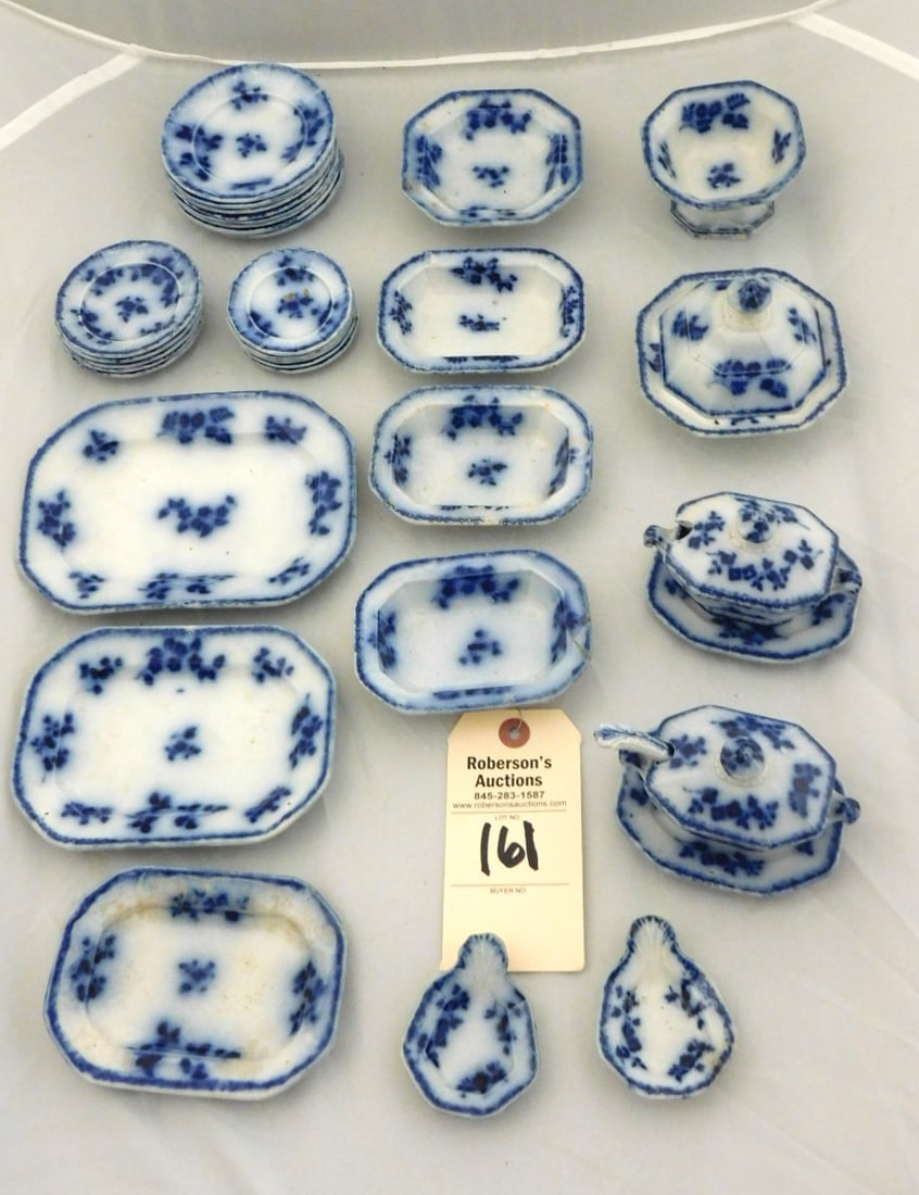 Miniature F.B."Forget Me Not" Dinnerware (1 of 5)