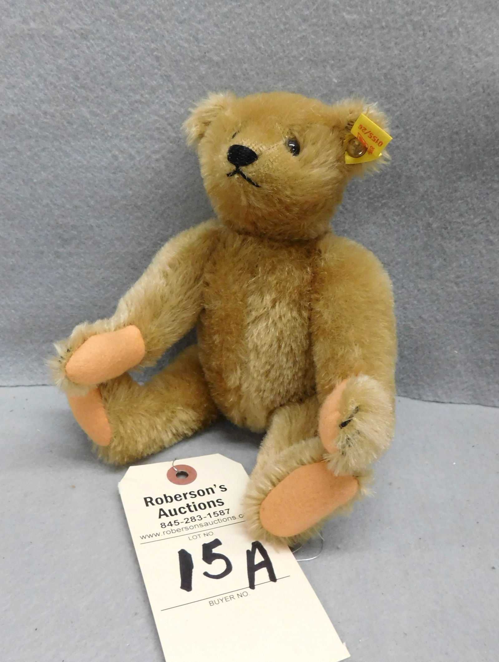 Steiff Humpback Mohair Teddy Bear (1 of 2)