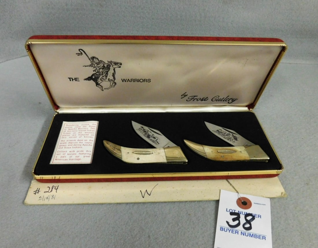 2 Frost Cuttlery Knives: 2 Frost Cuttlery Knives in Case Titled "The Warriors" Inscribed "Apache Hunter" and "Souix Hunter" on Knives in GD Cond