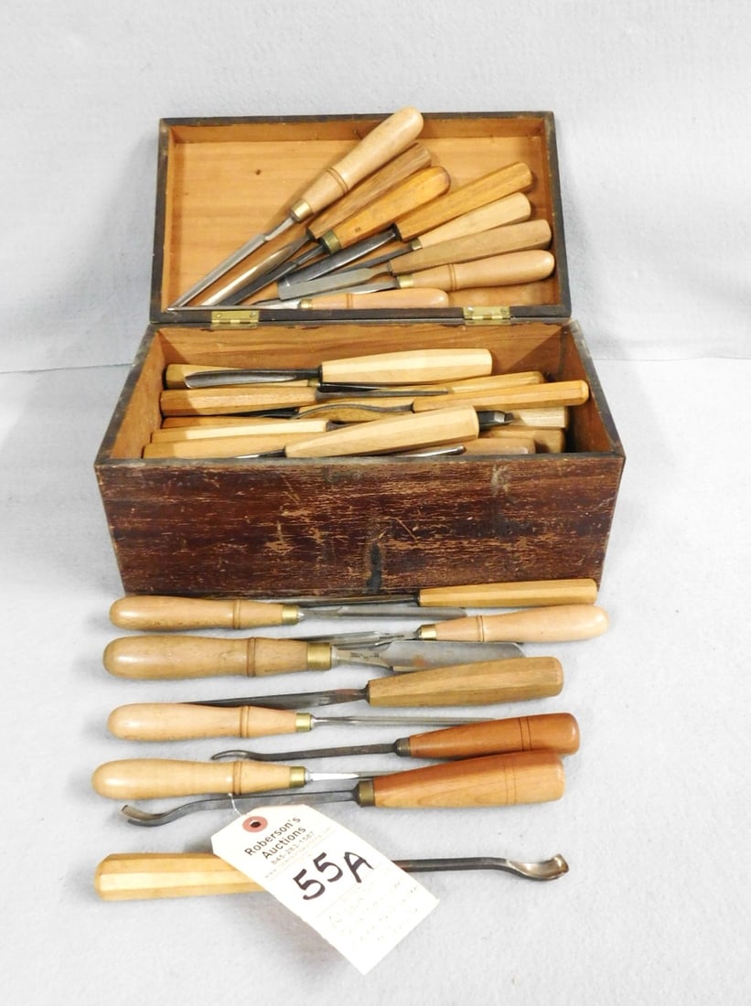62 Pcs.Herring /Buck Bros. Chisels (1 of 3)