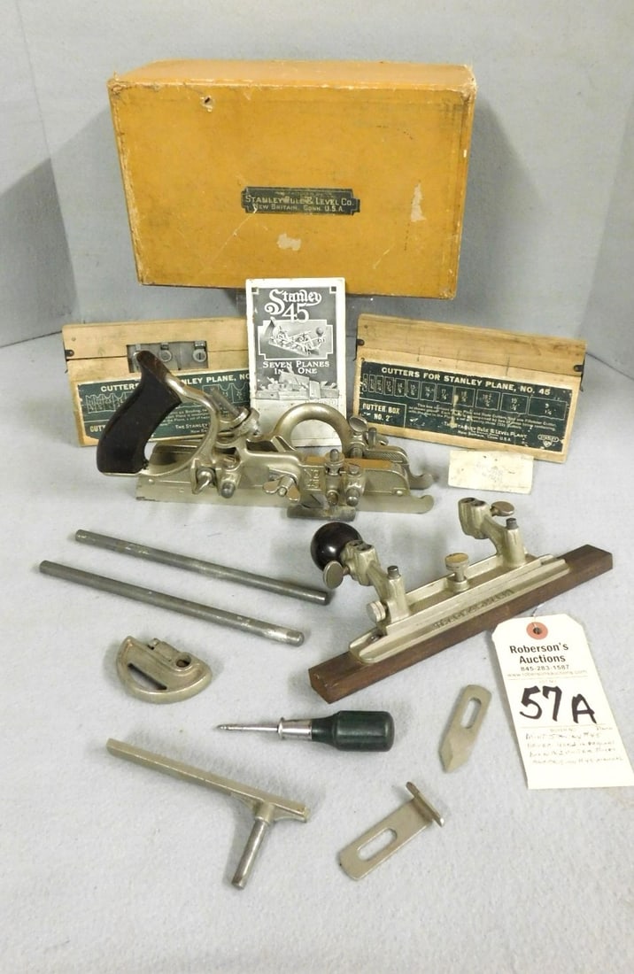 Mint "Stanley #45" Plane (1 of 3)