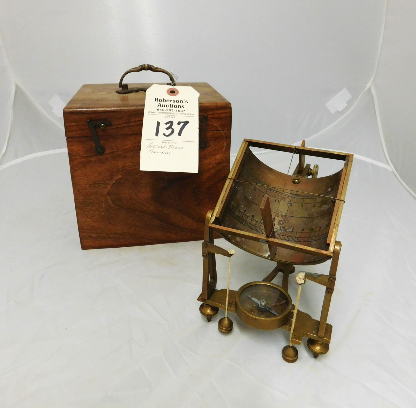 Solid Brass Sextant (1 of 2)