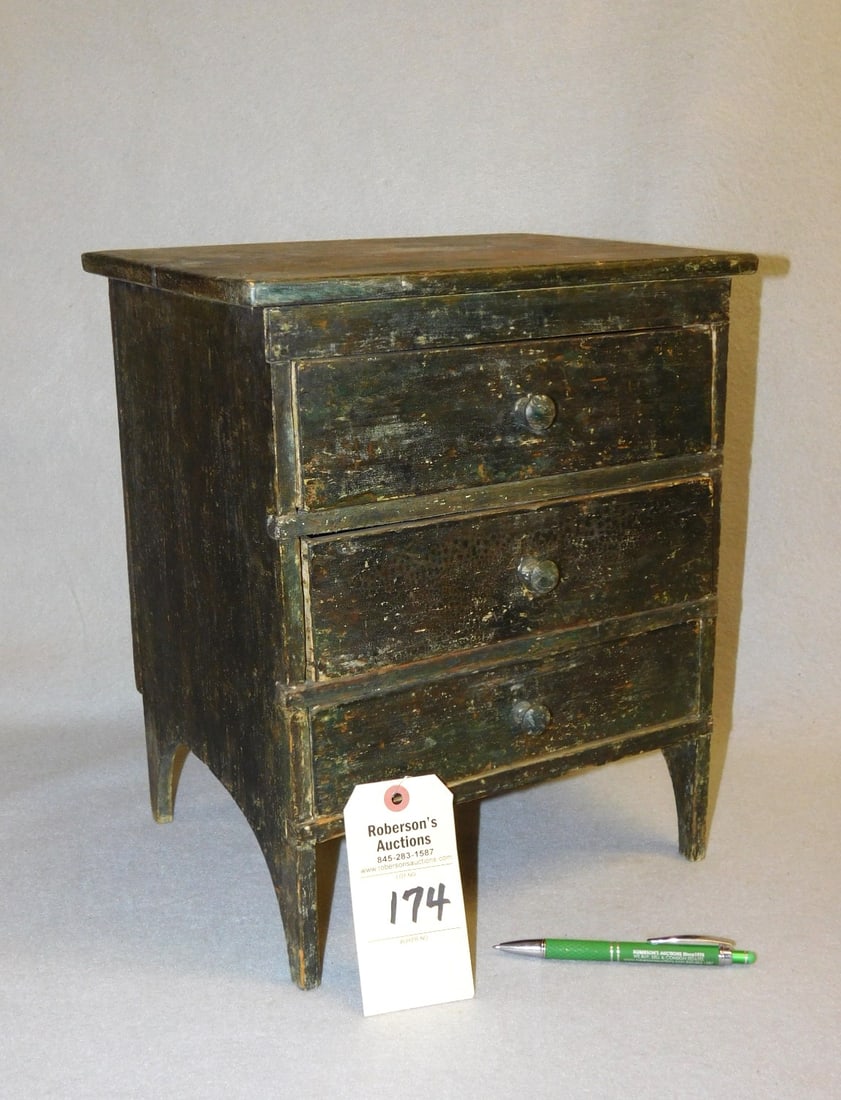 19thC. Miniature 3 Drwr Chest (1 of 7)