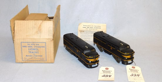 2 Pc Lionel Erie # 2032 Twin Diesel Locomotives