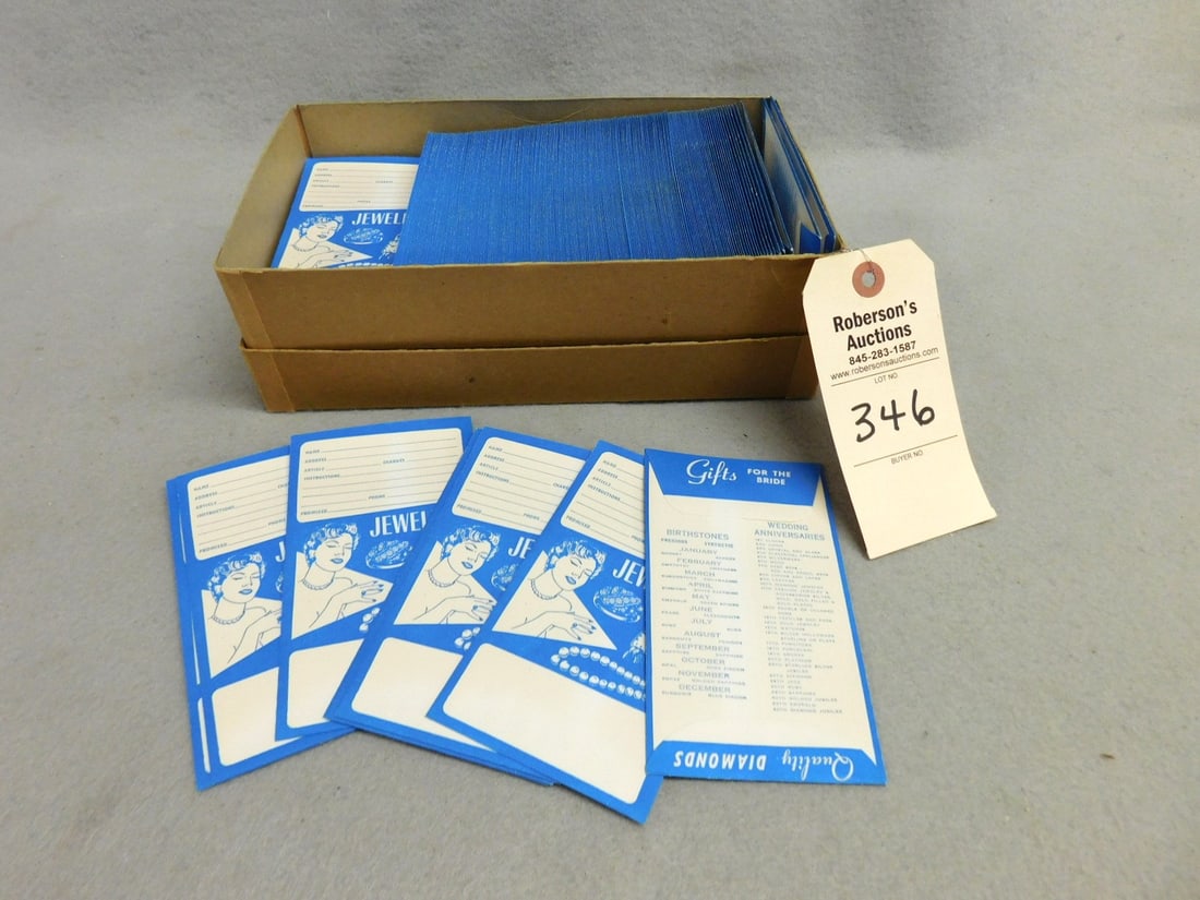 Brand New Old Vintage Jewelry Packets: Brand New Old Vintage Jewelry Paper Packets for Holding Jewelry to be Fixed, in Orig. Box, Approx Over 400 Pcs.